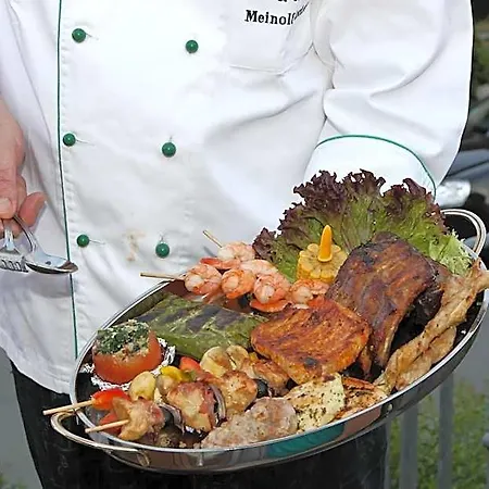 Hotel Luckai & Restaurant Inhaber Dennis Burmann